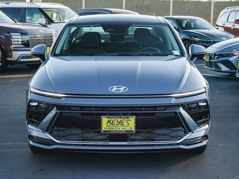 New 2026 Hyundai Sonata SEL image 2