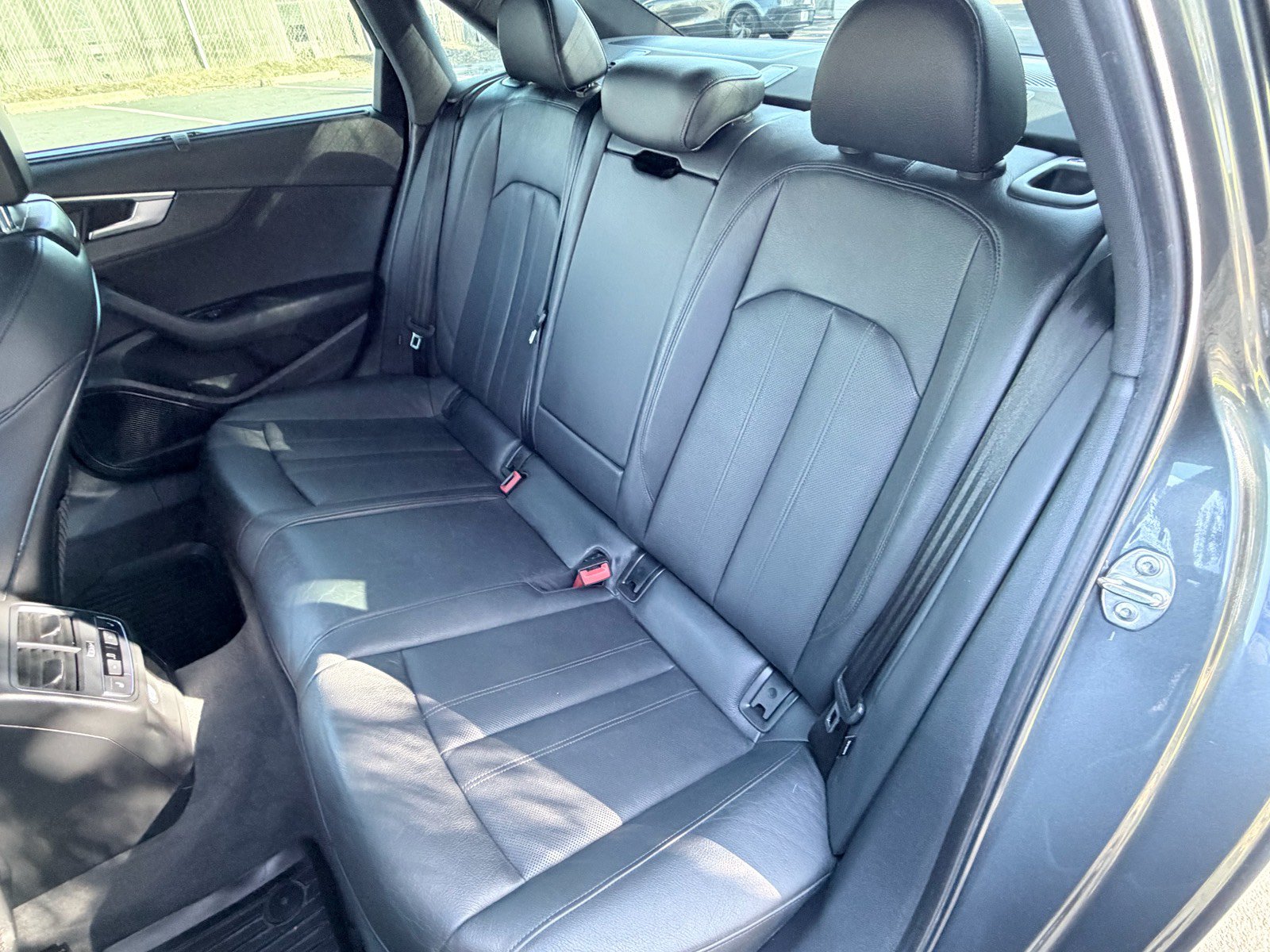 Used 2017 Audi A4 2.0T Prestige w/ Prestige Package AWD/4WD image 9
