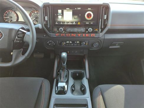Certified 2025 Nissan Frontier PRO-4X w/ Tow Package image 22