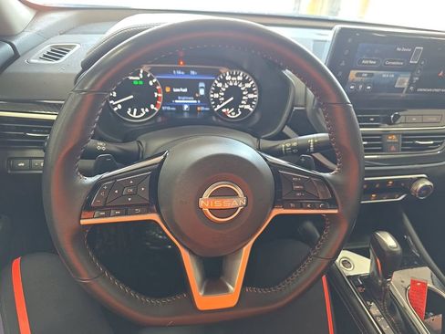 Used 2023 Nissan Altima 2.5 SR w/ SR Premium Package FWD image 16