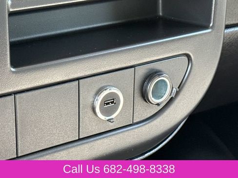 Used 2011 GMC Savana 1500 RWD image 18