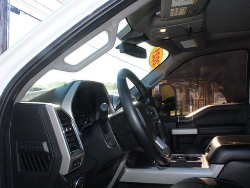 Used 2021 Ford F350 Lariat w/ Lariat Ultimate Package AWD/4WD image 17
