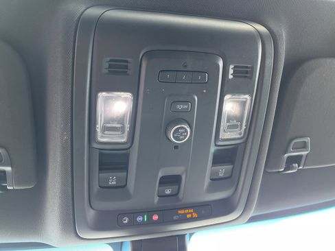 Used 2021 Chevrolet Tahoe Z71 image 41