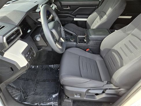 Used 2024 Toyota Tacoma TRD Sport image 10