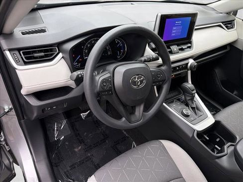 New 2025 Toyota RAV4 XLE image 13