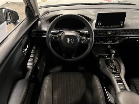 Used 2023 Honda HR-V LX image 18
