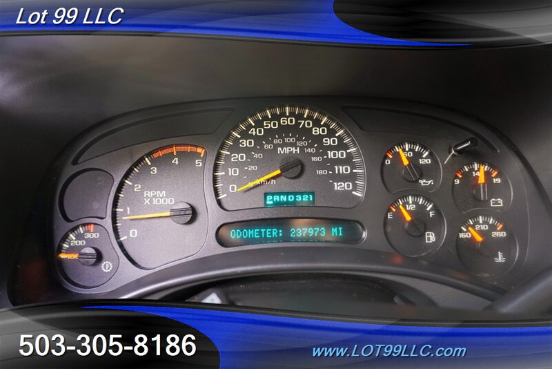Used 2004 GMC Sierra 2500 SLT w/ Heavy-Duty Power Package AWD/4WD image 25