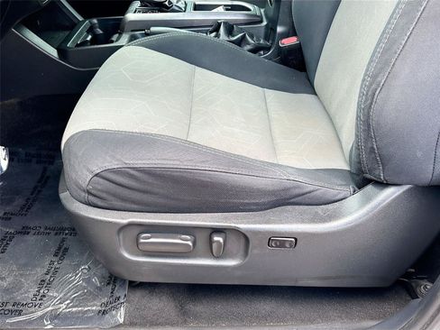 Used 2020 Toyota Tacoma TRD Sport RWD image 18