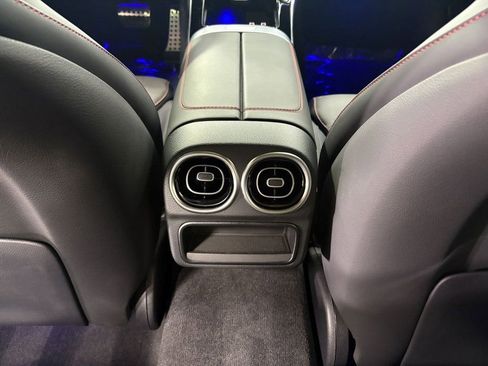 Used 2025 Mercedes-Benz C 36 AMG S image 30