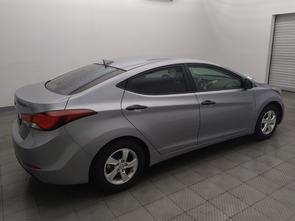 Used 2015 Hyundai Elantra SE FWD image 10