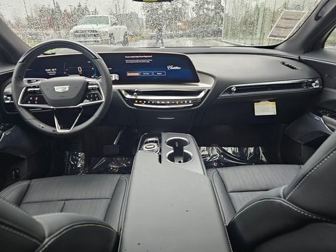 New 2026 Cadillac Lyriq Signature Luxury image 19