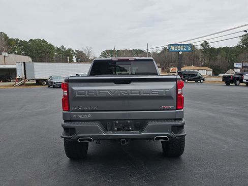 Used 2022 Chevrolet Silverado 1500 RST image 4