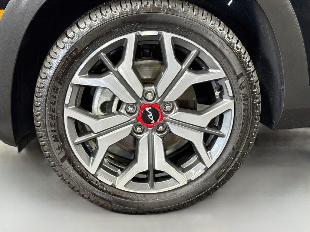 Used 2022 Kia Seltos SX w/ Sunroof Package AWD/4WD image 37