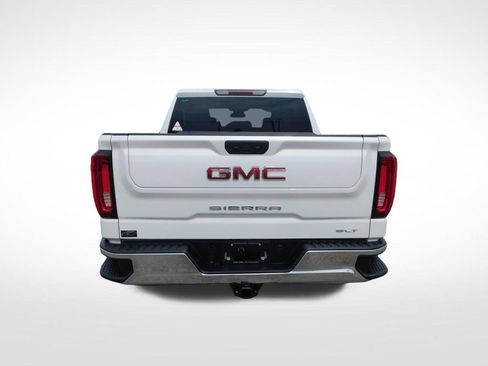 Used 2023 GMC Sierra 1500 SLT AWD/4WD image 4