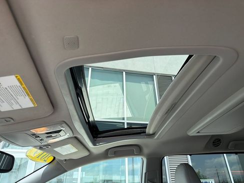 Used 2019 Toyota Sienna XLE Premium w/ Outdoor Package AWD/4WD image 22
