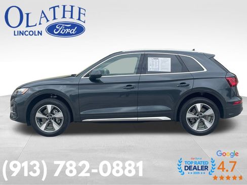 Used 2024 Audi Q5 2.0T Premium w/ Convenience Package AWD/4WD image 2