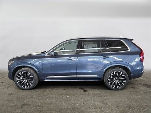 New 2026 Volvo XC90 B6 Ultra w/ Protection Package image 8
