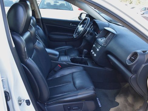 Used 2014 Nissan Maxima 3.5 SV w/ Sport Package FWD image 17