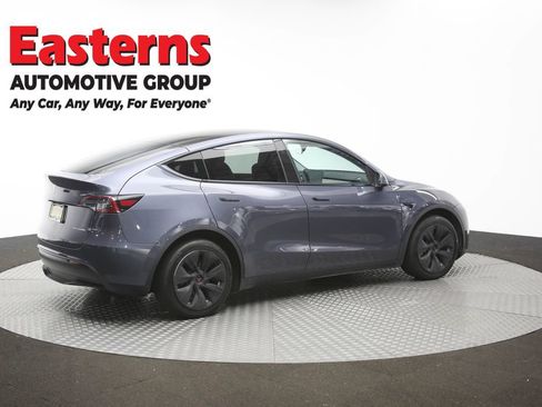 Used 2023 Tesla Model Y Long Range AWD/4WD image 37