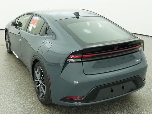 New 2026 Toyota Prius XLE FWD image 6