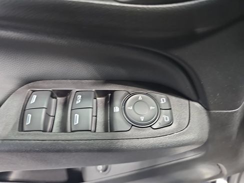 Used 2022 Chevrolet Equinox LT AWD/4WD image 29