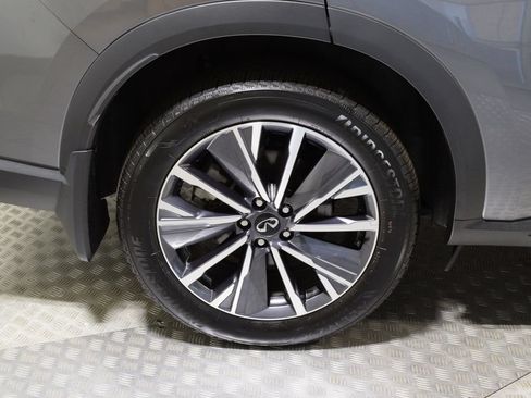 Certified 2026 INFINITI QX60 Luxe w/ Family Package AWD/4WD image 39