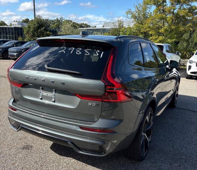 Used 2026 Volvo XC60 B5 Ultra AWD/4WD image 3