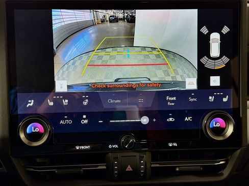 Certified 2025 Lexus GX 550 w/ Accessory Package (2T) AWD/4WD image 14