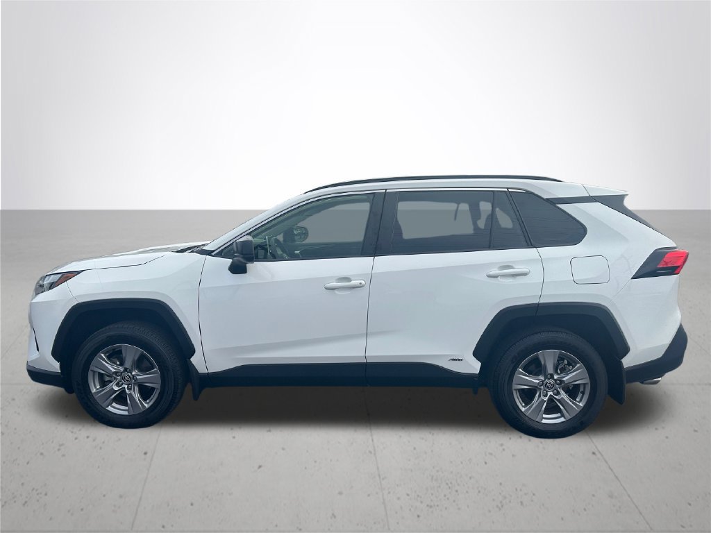 Certified 2023 Toyota RAV4 LE AWD/4WD image 11