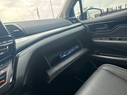 Used 2025 Honda Odyssey Touring image 40