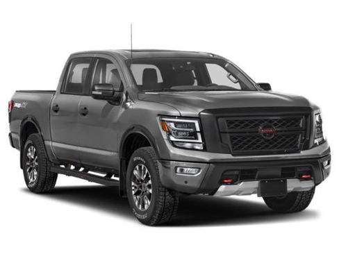 Used 2021 Nissan Titan PRO-4X w/ Pro-4x Convenience Package AWD/4WD image 9
