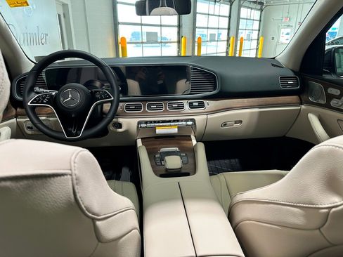 New 2026 Mercedes-Benz GLE 450e 4MATIC image 6