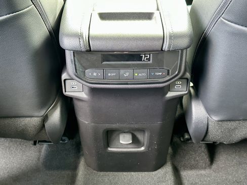 New 2026 Toyota Grand Highlander XLE image 21