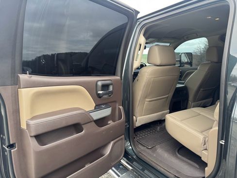 Used 2019 Chevrolet Silverado 2500 LTZ w/ Duramax Plus Package image 11