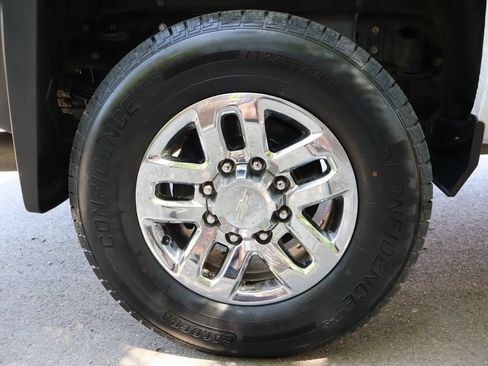 Used 2019 Chevrolet Silverado 3500 LTZ w/ Duramax Plus Package AWD/4WD image 42