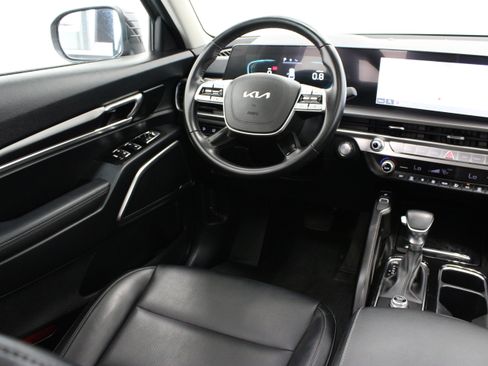 Used 2025 Kia Telluride S FWD image 34