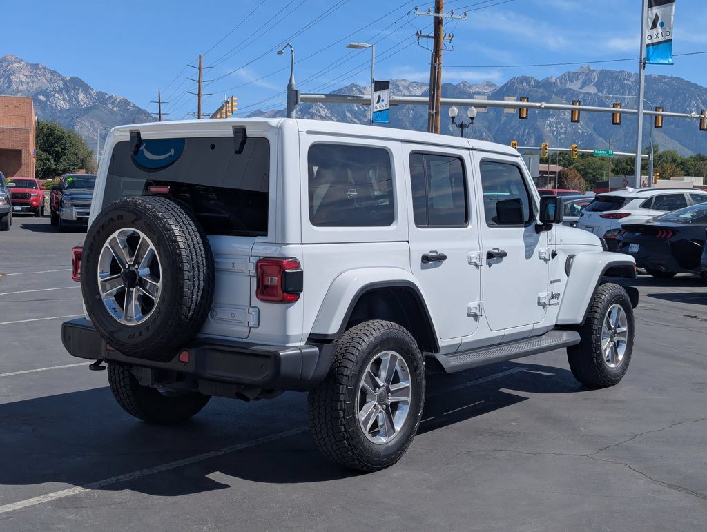 Used 2021 Jeep Wrangler Unlimited Sahara AWD/4WD image 4