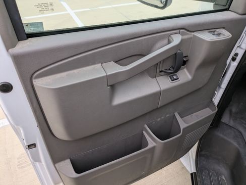 New 2024 GMC Savana 3500 Extended w/ Power Convenience Package image 11