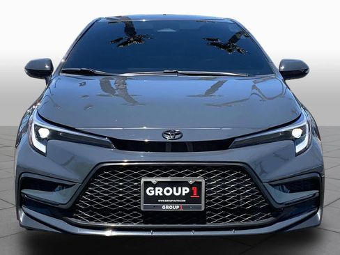 Certified 2025 Toyota Corolla SE w/ SE Premium Package FWD image 3