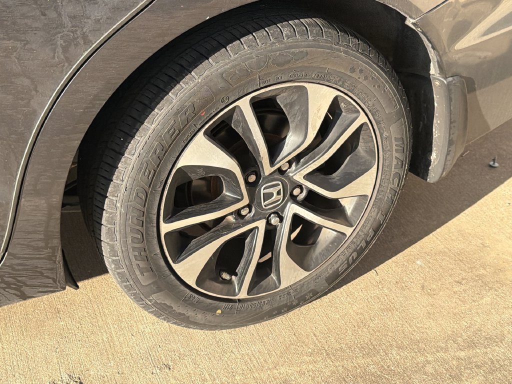 Used 2013 Honda Civic EX image 2
