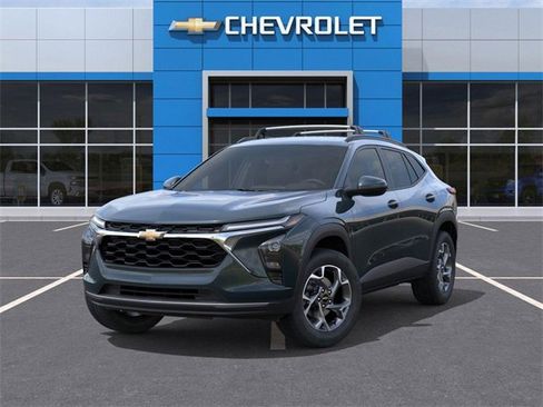 New 2026 Chevrolet Trax LT image 6