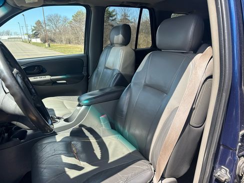 Used 2003 Chevrolet TrailBlazer LTZ image 10