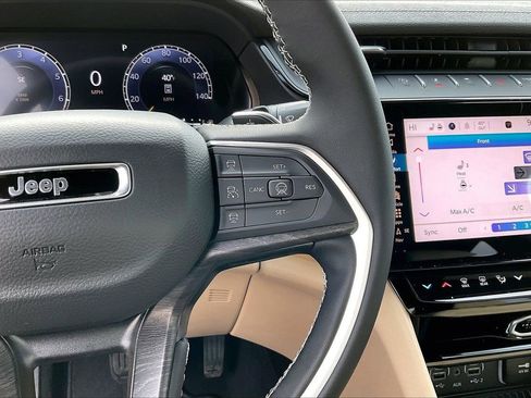 New 2026 Jeep Grand Cherokee L Limited image 32