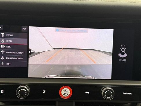 New 2026 Porsche Macan image 21