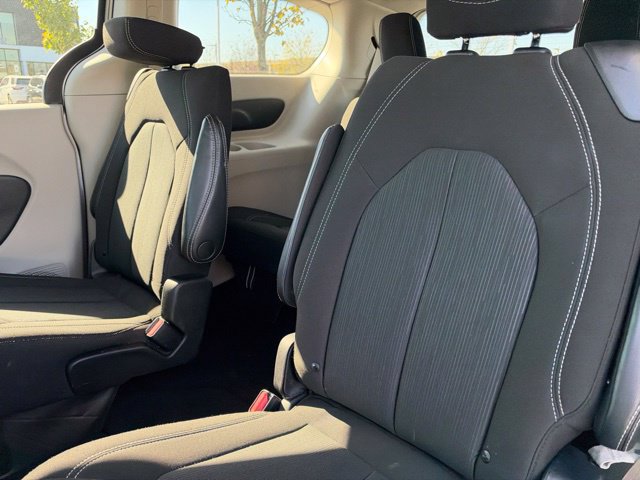 Used 2023 Chrysler Voyager LX FWD image 27