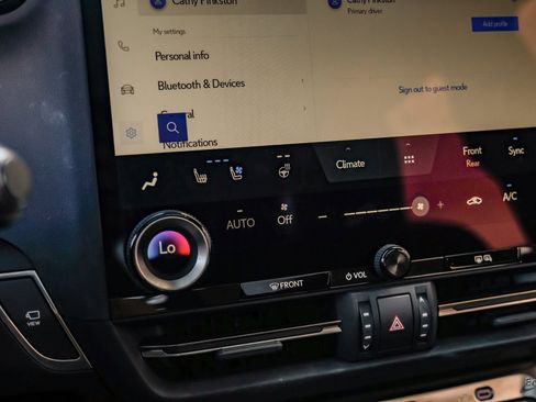 Used 2025 Lexus GX 550 image 65