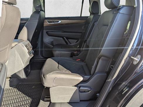 New 2026 Volkswagen Atlas SE image 14