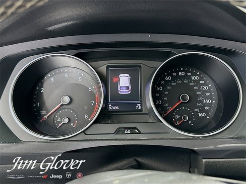 Used 2021 Volkswagen Tiguan SE image 27