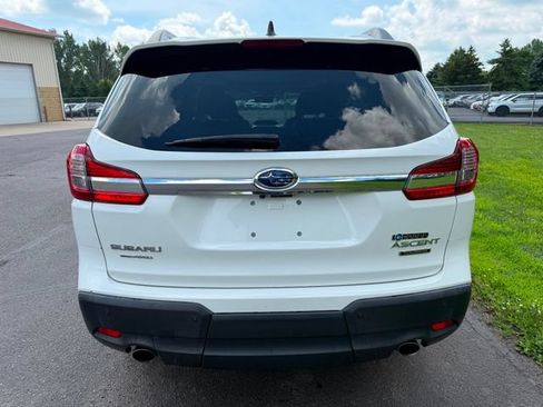 Used 2019 Subaru Ascent Touring AWD/4WD image 2