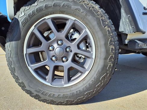 Certified 2021 Jeep Wrangler Sport image 32